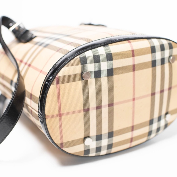 Burberry Nova Check Bucket Bag - Picture 4 of 8